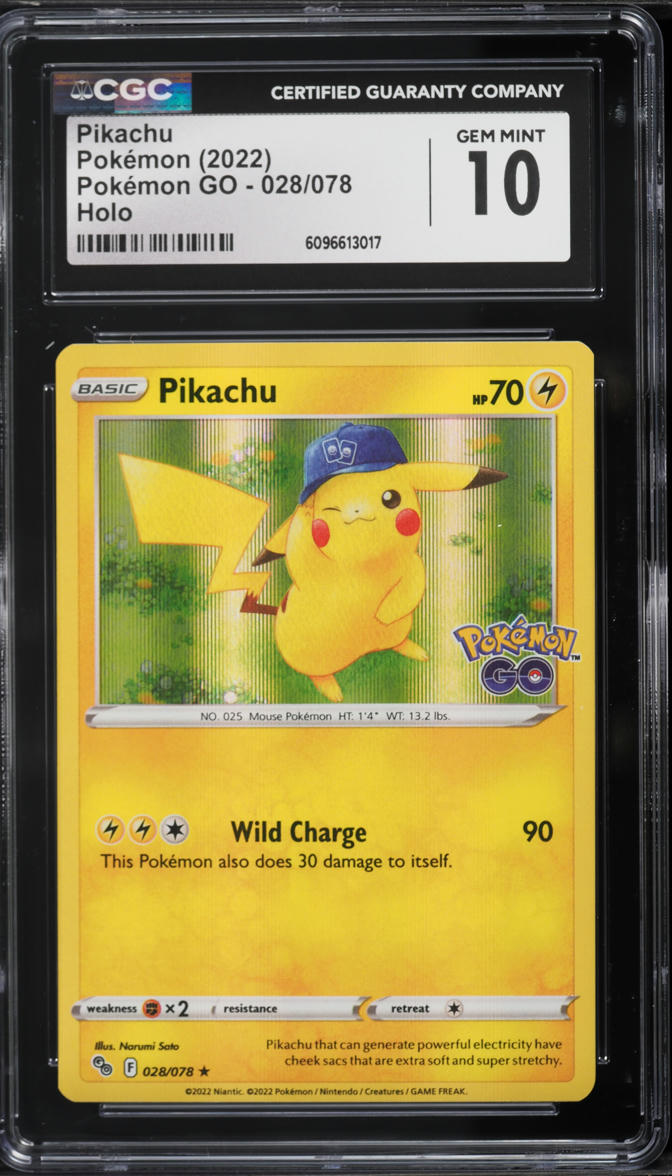 2022 Pokemon GO Holo Pikachu #028 CGC 10
